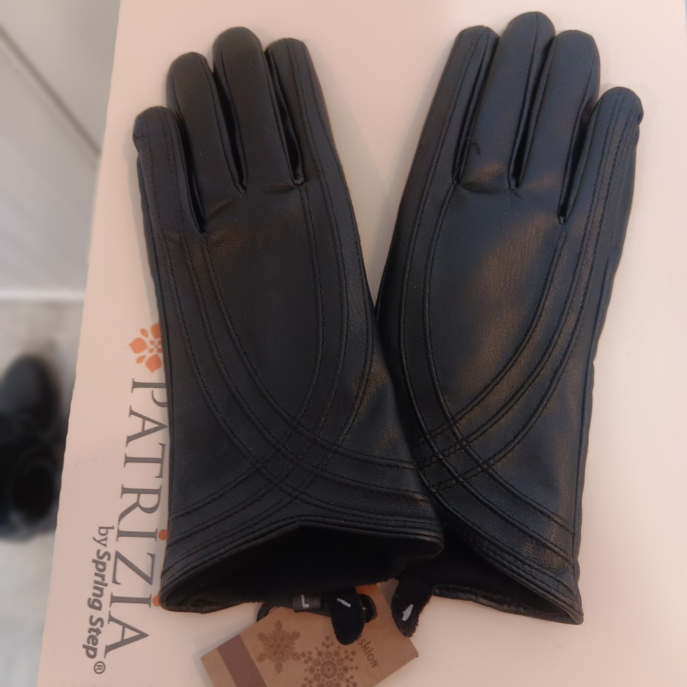 gloves - Picture 7 of 7